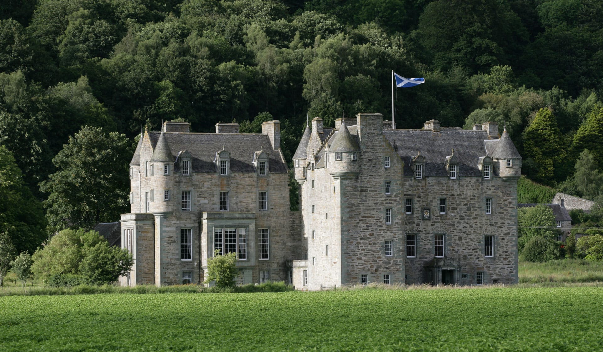 Castle Menzies